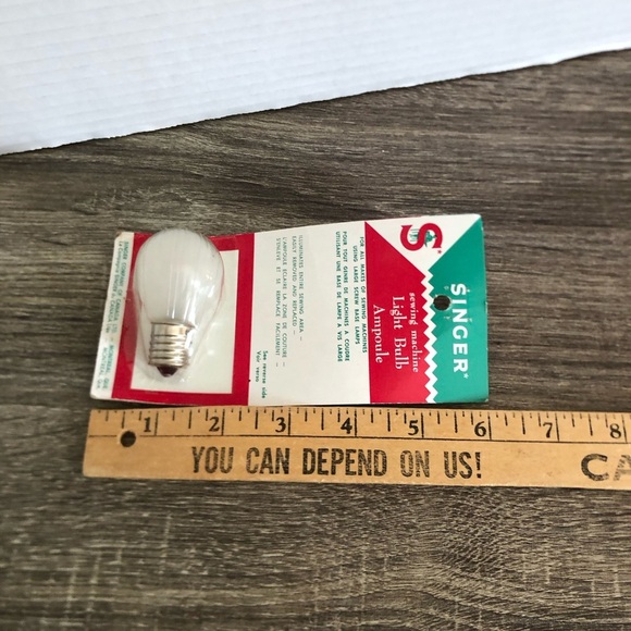 Vtg NOS Singer Sewing Machine Light Bulb - Picture 5 of 8